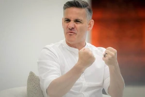 HLV John Herdman nói về cách tuyển Indonesia không sợ Nhật Bản, Qatar