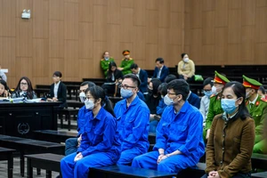 Bí ẩn 433 tỉ đồng trong vụ án sổ tiết kiệm 3 ngân hàng