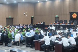 Sáng nay sẽ đề nghị mức án đối với 54 bị cáo vụ chuyến bay giải cứu 