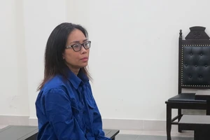 Cựu giám đốc kêu gọi đầu tư bất động sản, lừa hơn 10 tỉ đồng