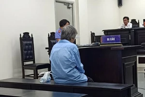 Bị phạt 18 năm tù vì dùng gậy gỗ đánh chết em dâu 