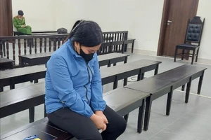 Giả nhân viên ngân hàng, lừa người tình cõi mạng