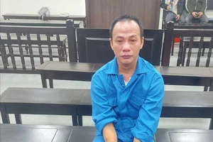 Giọt nước mắt của người đàn ông chém vợ thương tích 51%