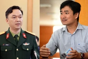 Sáng nay, Tổng giám đốc Việt Á cùng một số cán bộ Học viện Quân y hầu toà