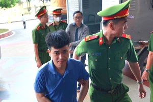 Chủ tịch Việt Á Phan Quốc Việt: 'Trong bối cảnh đó có cách nào để không phạm tội?'