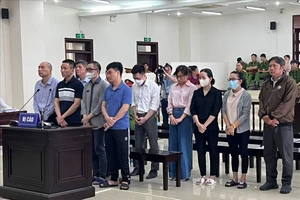 Vụ Việt Á: Mẹ bị cáo Phan Quốc Việt nói về của hồi môn 1.000 cây vàng