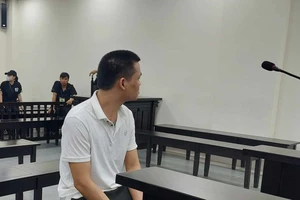 Mãn hạn tù về tội hiếp dâm, người đàn ông lái xe đâm 'tình địch' tử vong