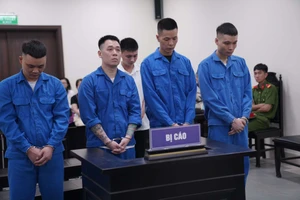 Giăng bẫy bạn gái cũ bằng chiêu lừa đổi nhân dân tệ