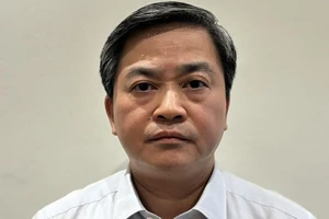 Cựu Bí thư Bến Tre Lê Đức Thọ nhận hơn 1 triệu USD, đồng hồ, xe sang từ Xuyên Việt Oil