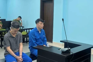 Giả làm cán bộ, hứa hẹn chạy dự án cho doanh nghiệp để lừa tiền