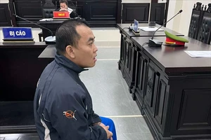 Chỉ vì chuyện thắp hương ngày rằm, chồng sát hại vợ rồi tự tử