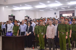 Ông Trịnh Văn Quyết bị phạt 7 năm tù tội lừa đảo, 4 tỉ đồng tội thao túng thị trường chứng khoán