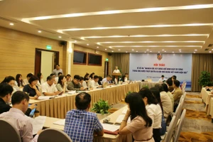 Bộ Tư pháp đề xuất mô hình hoạt động của luật sư công 