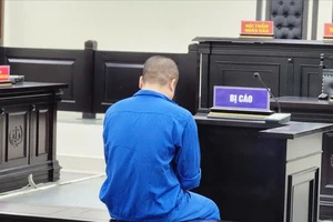 Tài xế xe ôm xô xát khi đón khách, 1 người chết, 1 người lãnh án