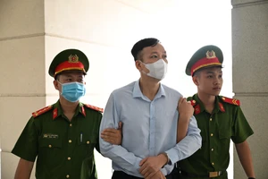 Cựu Phó Chủ tịch Bắc Giang khai chỉ cất giữ chứ chưa xài tiền nhận từ Tập đoàn Thuận An