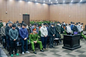 Bị cáo nói phải đưa tiền theo cơ chế của cục trưởng, 'không còn lựa chọn nào khác'