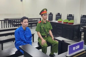 Tòa tiếp tục hoãn xử vụ đốt quán cà phê làm 11 người tử vong ở Hà Nội