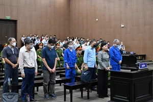 Viện kiểm sát đề nghị phạt cựu bộ trưởng Y tế Nguyễn Thị Kim Tiến 5-6 năm tù
