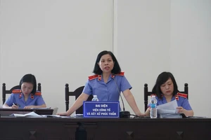 Viện kiểm sát đề nghị giảm án cho 2 cựu cục trưởng Bộ Y tế