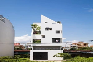 Nhà phố liên thông đẹp đến từng centimet ở Sài Gòn