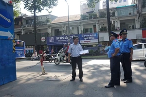 Thanh tra Sở GTVT kiểm tra công trường metro số 1