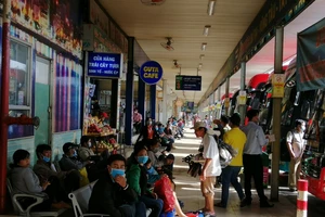 Cận cảnh bến xe trong mùa dịch Corona