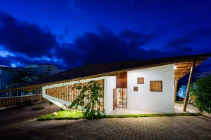  Nhà mái Thái độc đáo với thiết kế vườn trong nhà