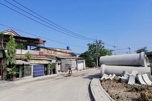 Cận cảnh đường Nữ Dân Công sắp hoàn thành