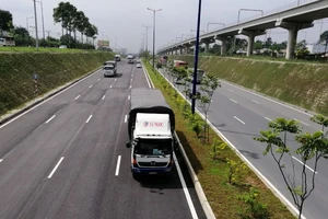 TP.HCM chỉ đạo xử nghiêm các ô tô quá tải, dồn hàng, sang tải