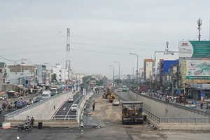 Chính thức thông xe nhánh N2 hầm chui An Sương