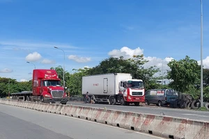 Chùm ảnh: Điểm sửa xe tự phát ở TP Thủ Đức trước và sau khi dẹp bỏ