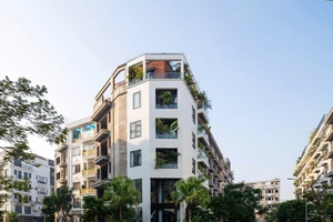 Biệt thự góc phố đẹp như resort nhờ thiết kế táo bạo