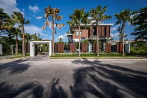 Ngắm biệt thự xanh bên dòng sông Mê Kông