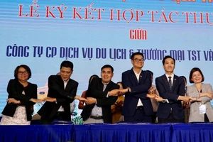 Cả nước bắt tay phát triển du lịch