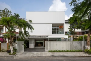 Ngôi nhà hiện đại cho gia đình ba thế hệ ở Đà Nẵng