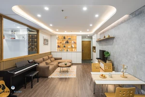 Cải tạo căn hộ tông màu trắng ở TP Hà Nội