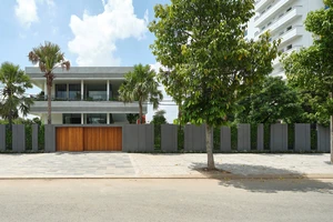 Ngôi nhà như khu vườn yên ả ở ngoại ô 