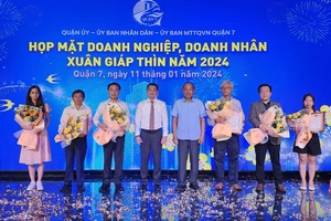 Năm 2024: Quận 7 chung tay cùng doanh nghiệp tháo gỡ nhiều điểm nghẽn 