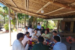 Ấp đảo Thiềng Liềng hút khách du lịch dịp cận Tết Giáp thìn 