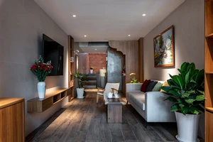 Ngôi nhà có diện tích nhỏ nhưng thiết kế đẹp, hiện đại