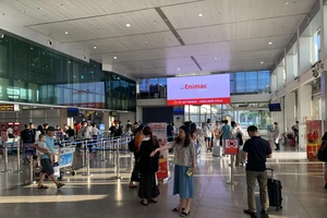 Nhà ga, bến xe, sân bay bất ngờ thông thoáng ngày đầu nghỉ lễ 30-4