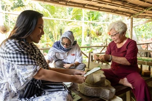Về Vĩnh Long xem làng du lịch 'không ai đụng hàng'