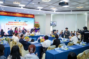 Hàng không triển khai đồng loạt giải pháp để vượt bão giá xăng dầu