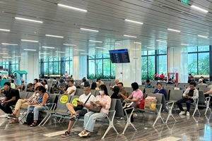 Dự kiến đón 125.000 khách mỗi ngày, sân bay Tân Sơn Nhất áp dụng nhận diện sinh trắc học