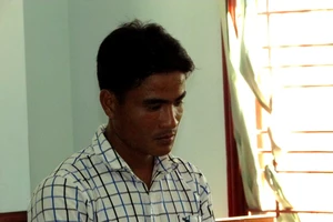 Giải quyết 'mâu thuẫn vợ chồng' bằng... dao