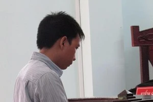 Đi chơi game, kỹ sư điện tử trộm luôn... linh kiện máy tính