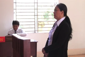 Lừa 'chạy án', bị bắt giam mới chịu... nhận tội