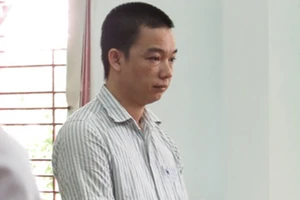 Vừa quen cô gái qua Zalo đã giở trò đồi bại