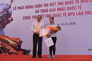 Cậu bé Syria hóa thân trong bức thư giải nhất UPU