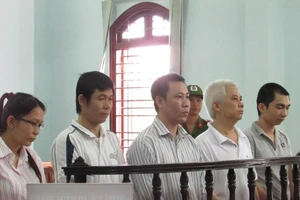 Lừa chạy việc vào công an, lãnh 25 năm tù